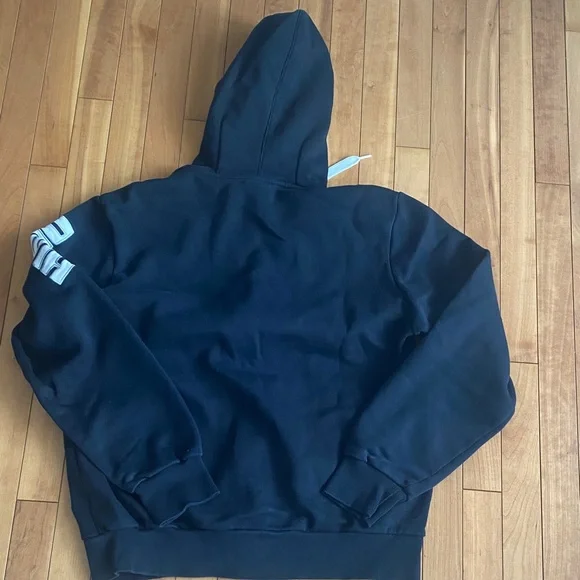 SOLD SOLD SOLD Puma Black Zip-Up Hoodie M - Picture 11 of 15